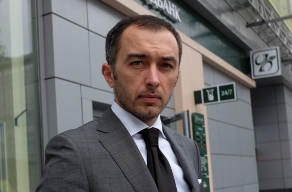 Афера века:  заммэра столицы «слил» всех бюджетников банкиру-проходимцу