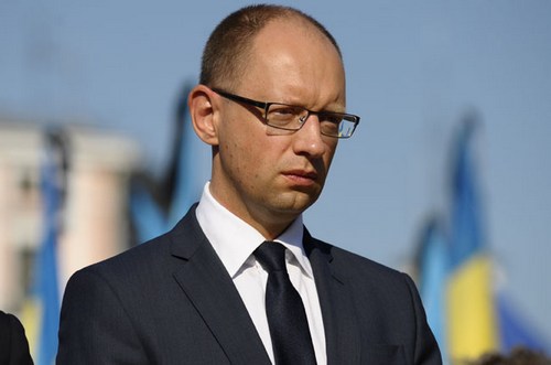 Яценюк: Решение по безвизовому режиму Украины с ЕС могут принять в мае