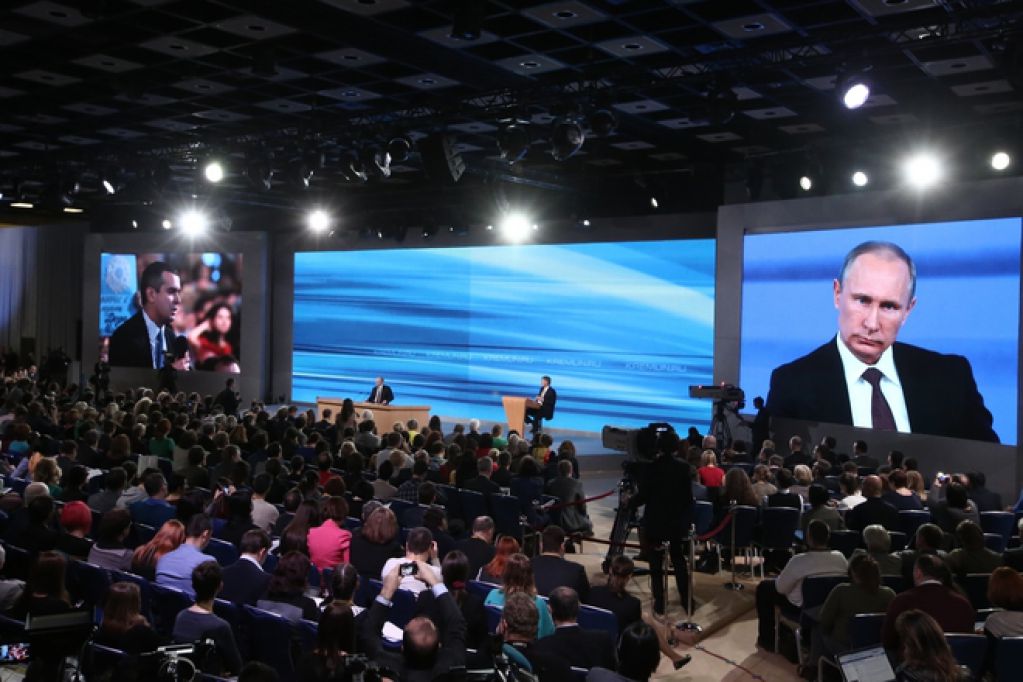 Путина придется останавливать. Эксперты о пресс-конференции президента России