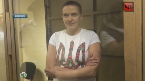 Московский суд продлил арест Савченко