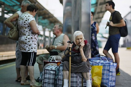 Чиновники, выдающие справки «переселенцам», помогают разорять Украину