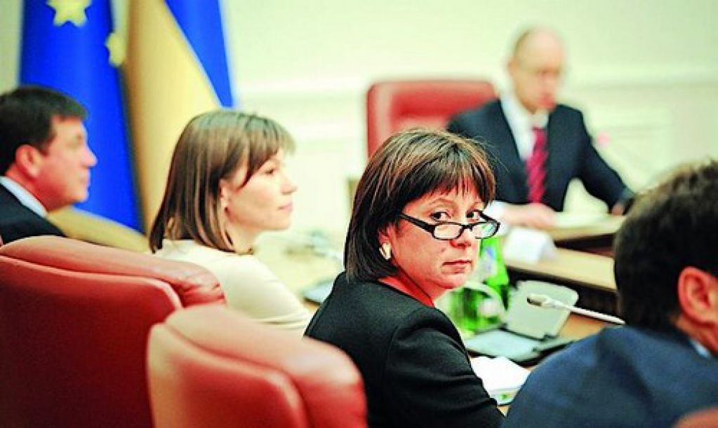 Два Кабмина Яценюка провели минимум обещанных реформ