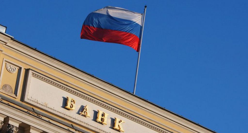 Украинский интерес-2015. Гибридные отношения с Россией, курс на Ригу и опора на собственные силы