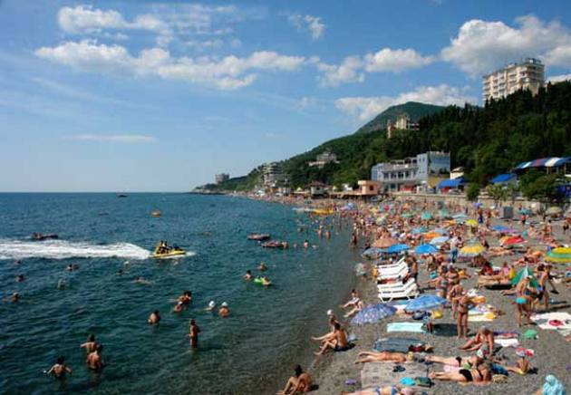 В Крыму проведут молебен «о спасении курортного сезона»