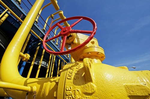 Венгрия возобновила реверсные поставки газа в Украину