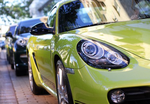 Украинцы придумали, как не платить налог на роскошные автомобили