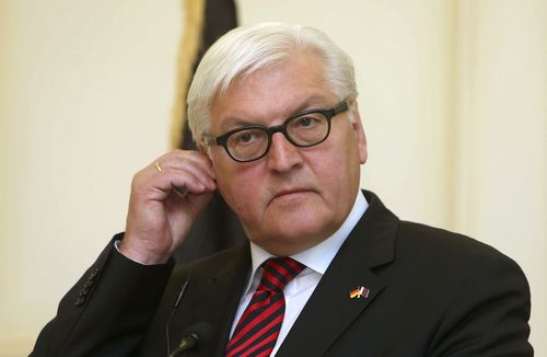 Штайнмайер дал Украине дельный совет: не пассовать перед террористами