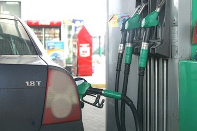 ОТРАДНО: В Украине бензин начинает дешеветь