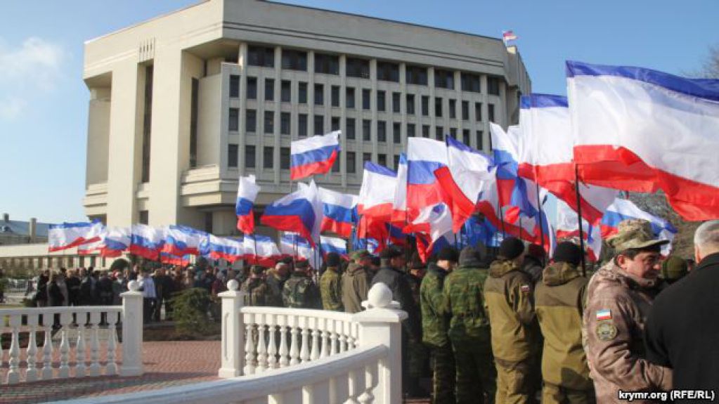 Крымское футбольное чучхе: от блокады к отшельничеству