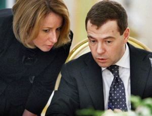 Содержание взломанной почты пресс-секретаря Медведева ушло с молотка за $34 тысячи