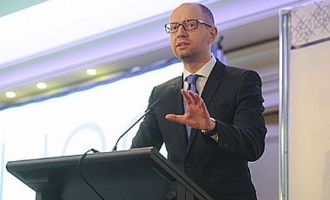 Яценюк обещает договориться с МВФ за 48 часов