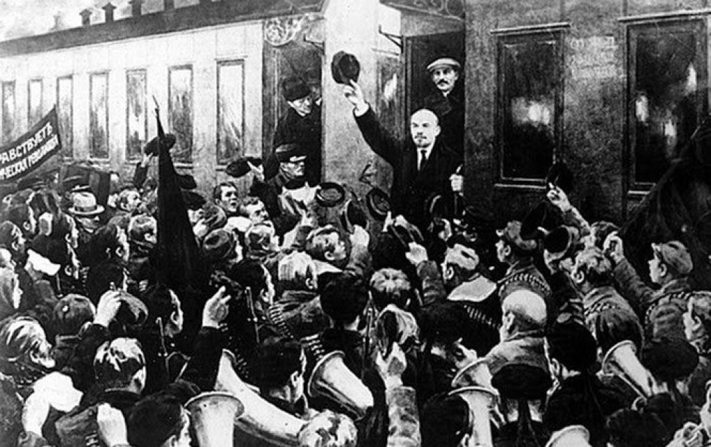 Как Германия с помощью большевиков организовала революцию в России