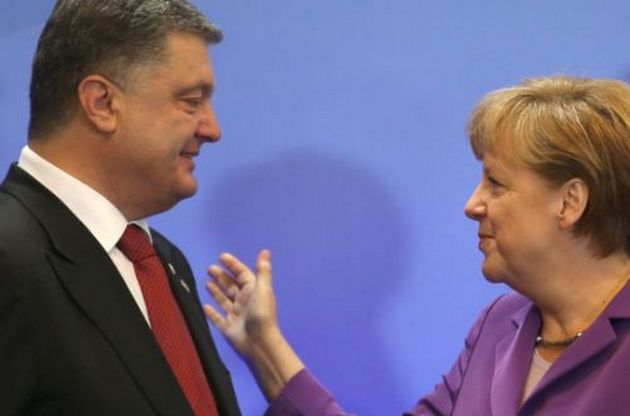 Порошенко пожаловался Меркель на цинизм боевиков