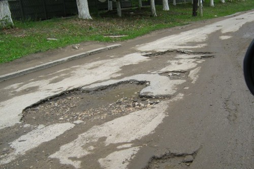 В Киеве отремонтируют дороги. Снова ямочно. ИНФОГРАФИКА