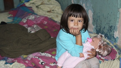 За время войны на Донбассе погибли более 65 детей, 127 — ранены