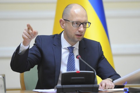 Яценюк рассказал, когда в Украине стабилизируют экономическую ситуацию