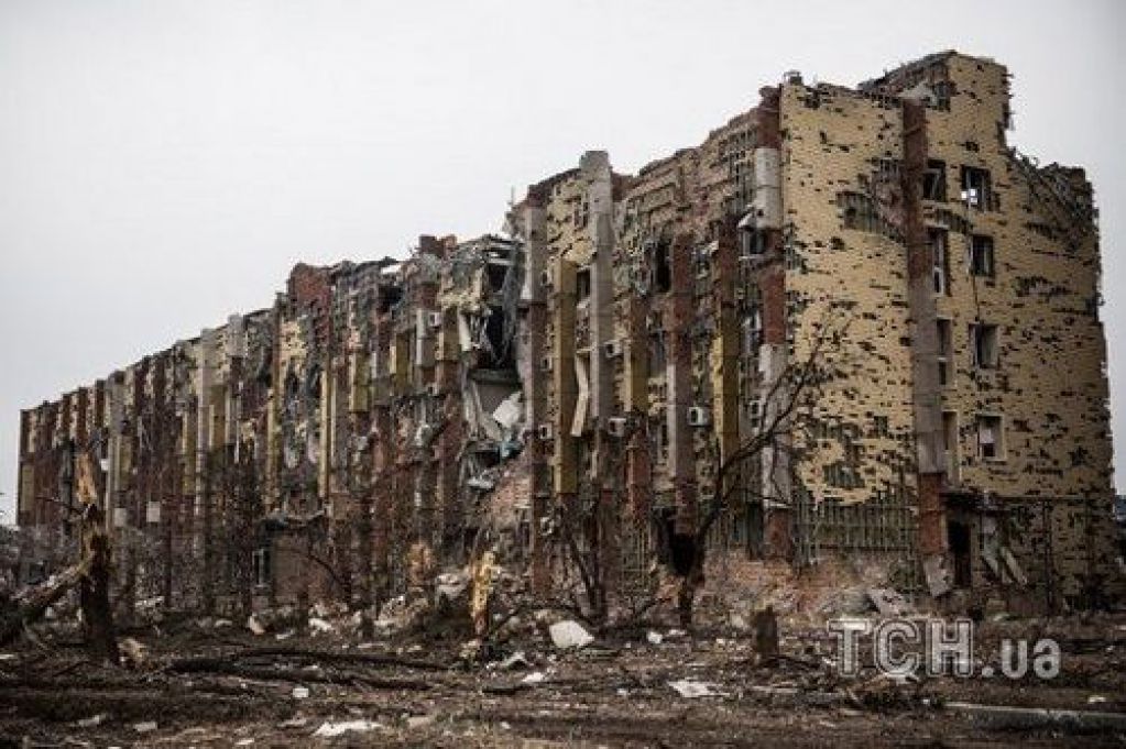 Донецкий апокалипсис: так выглядят окрестности аэропорта. ФОТО 