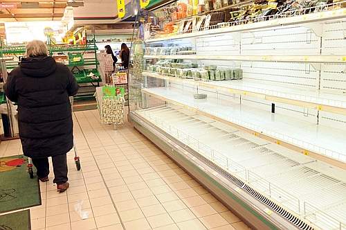 Жителей ДНР будут кормить российскими продуктами