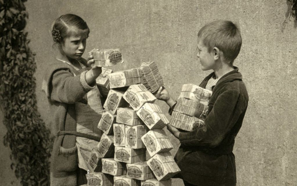 Безденежная масса. Как немцы справлялись с инфляцией накануне прихода Гитлера