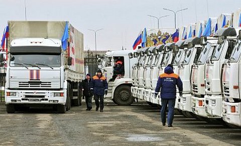 19-й путинский «гумконвой»: 40 грузовиков горючего. ВИДЕО