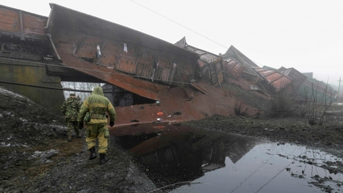 В Станице Луганской взорван последний мост через Северский Донец