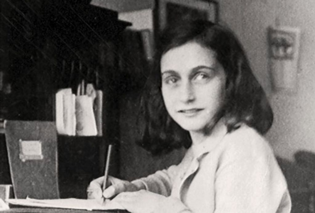 Die Welt. Анна Франк умерла на несколько недель раньше, чем было принято считать