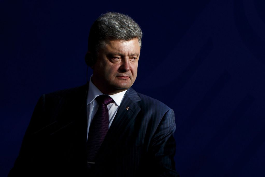 Кому Порошенко доверил Украину? 