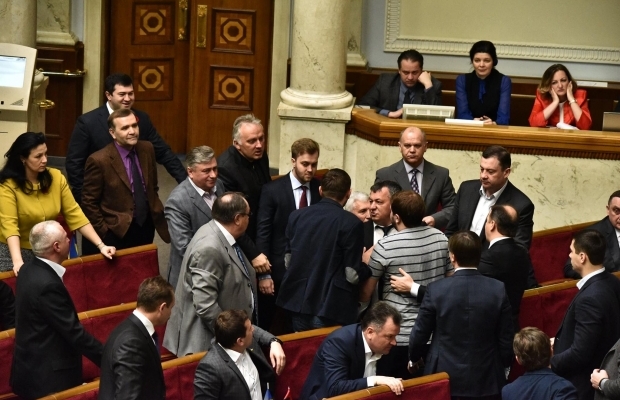Второй фронт. Политический