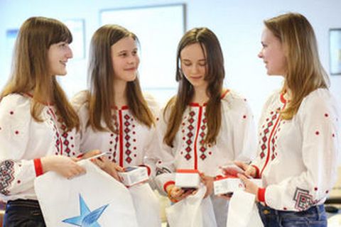 ОТРАДНО: Украинские школьницы лучшие в мире по математике 