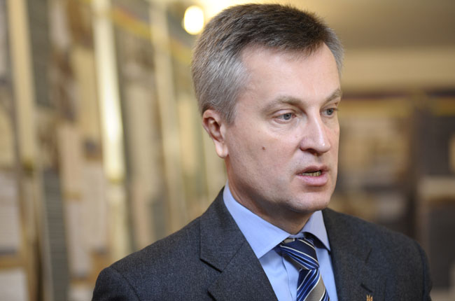 Наливайченко решил усовершенствовать систему пропусков в зону АТО