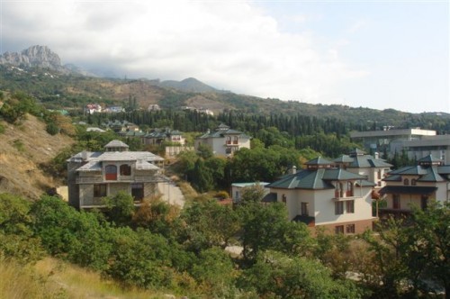 Рынок недвижимости в Крыму перешел в пике