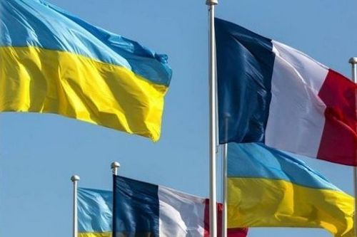 Во Франции загадочно исчез комендант украинского посольства