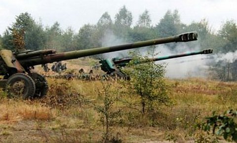 Под Горловку и Мариуполь боевики стягивают артиллерию