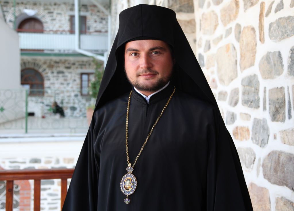 Какую игру ведет митрополит Александр Драбинко? 