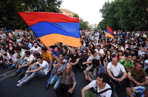 О глубинных причинах протестов в Армении