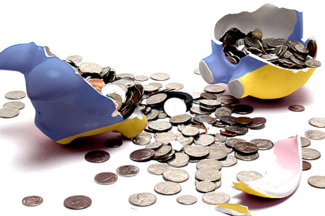 Экономист: Даже при техническом дефолте доллар в Украине не подскочит выше 24 грн 