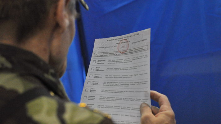 Политолог: Команда Порошенко хочет сорвать переход к новой модели выборов