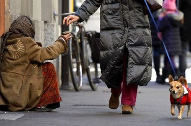 Исследование: к концу года 32% украинцев подойдут к черте бедности 