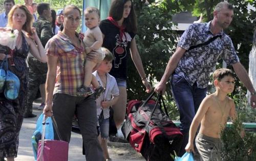 Число внутренне перемещенных лиц в Украине почти достигло полутора миллионов