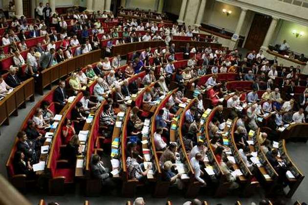 Рада приняла закон о местных выборах: два тура, новые партии, гендерное равенство