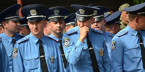 Реформа ГАИ: в Мариуполе не готовы служить 20% инспекторов. ВИДЕО