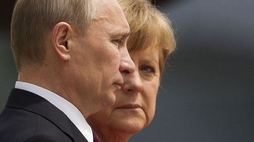 В России рассказали, чем Путин вывел из себя Меркель