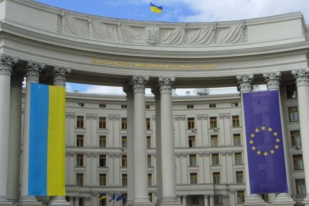 Кадровый голод на Банковой. На арену возвращаются дипломаты Януковича