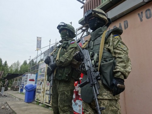 Война на Донбассе стала игровым трендом в Японии. ФОТО