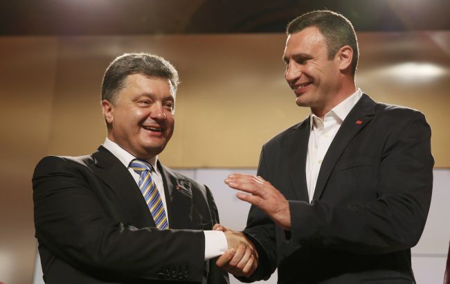 Киевский торт: Порошенко поглощает Кличко