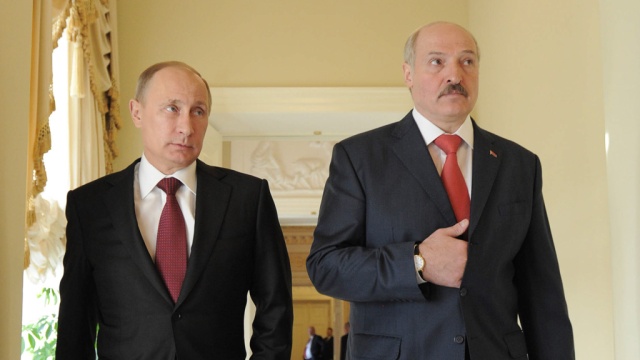 За что на самом деле Путин платит Лукашенко