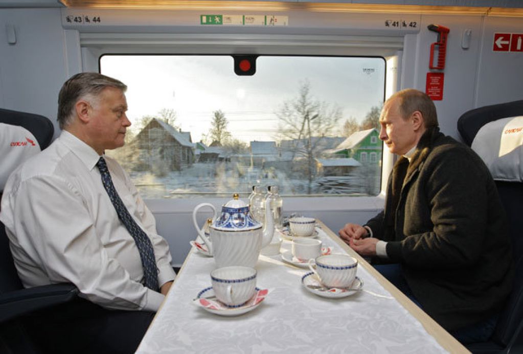 Неужели Путину надоели его друзья?