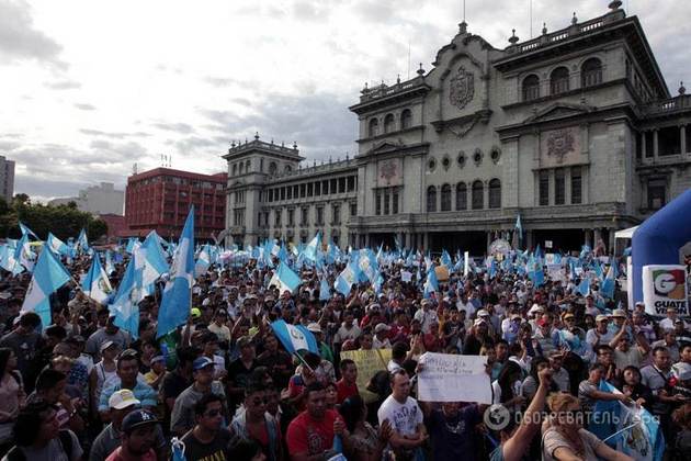 В Гватемале собрался «Майдан»: требует отставки президента. ФОТО