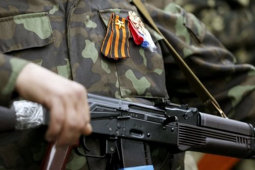 Террористы стягивают дополнительные силы в Донецк, Луганск, Углегорск
