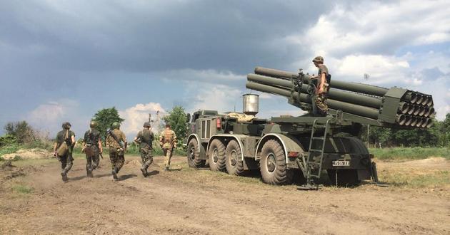 Боевики ЛНР припрятали от наблюдателей ОБСЕ шесть Градов
